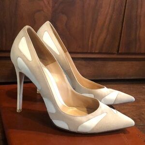Gianvito Rossi Elegant Beige and White Stiletto Heels Size 7.5